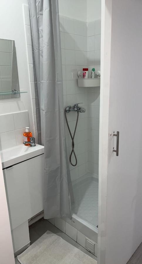 Appartement Moderne Refait A Neuf Proximite Centre Ville Et Plage Coudekerque-Branche Buitenkant foto